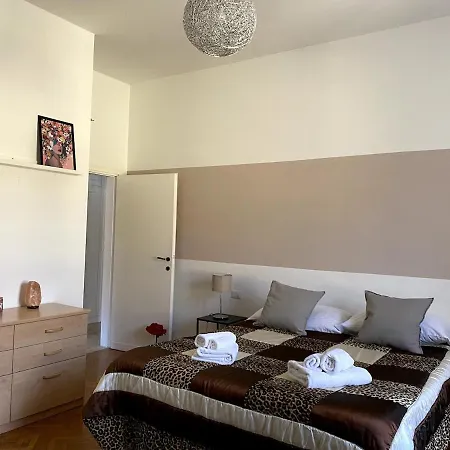 Tamburello House Ferienhaus
